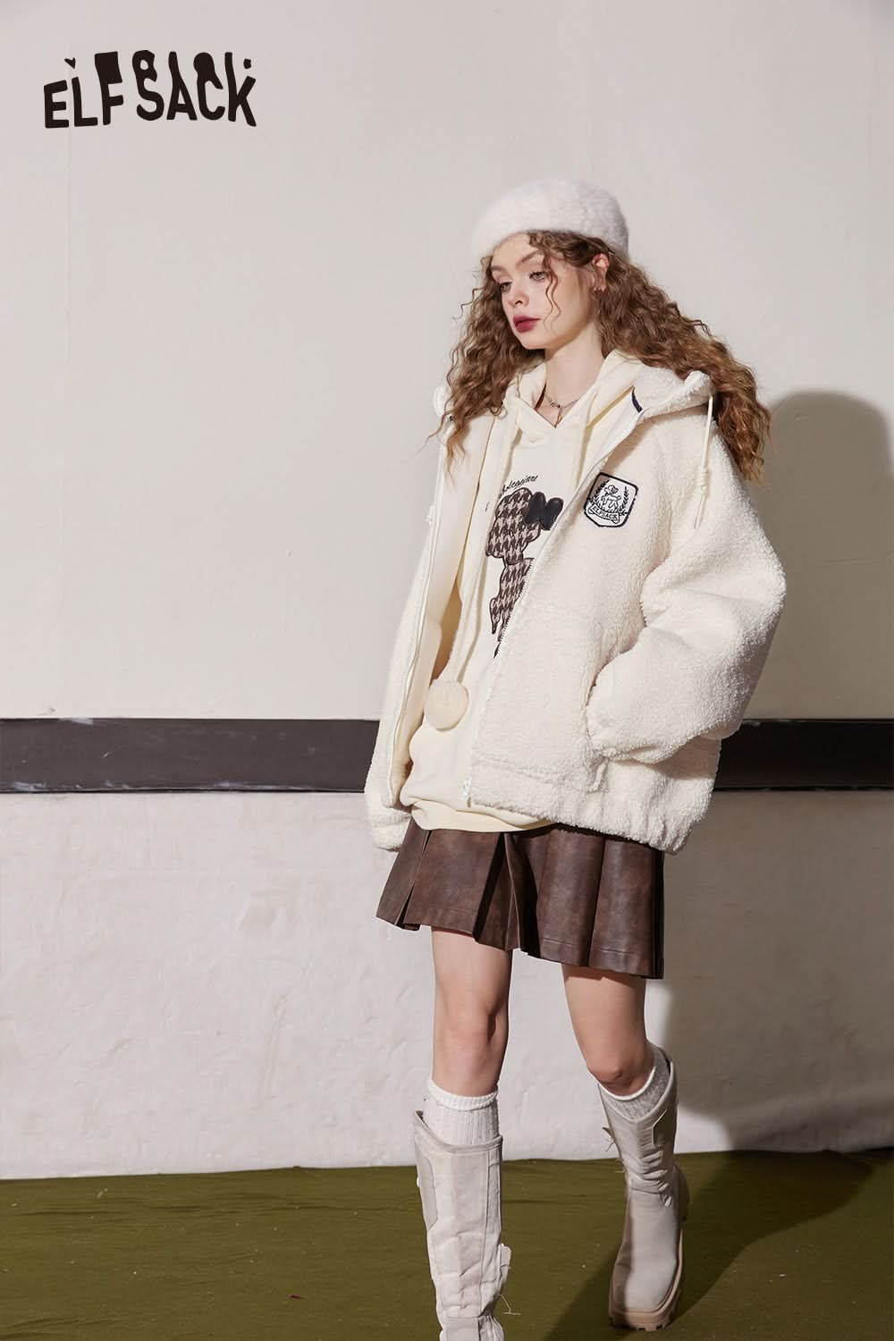ELFSACK Hoodies Fleece Cotton Coats Women Patch Dog Short Outwears