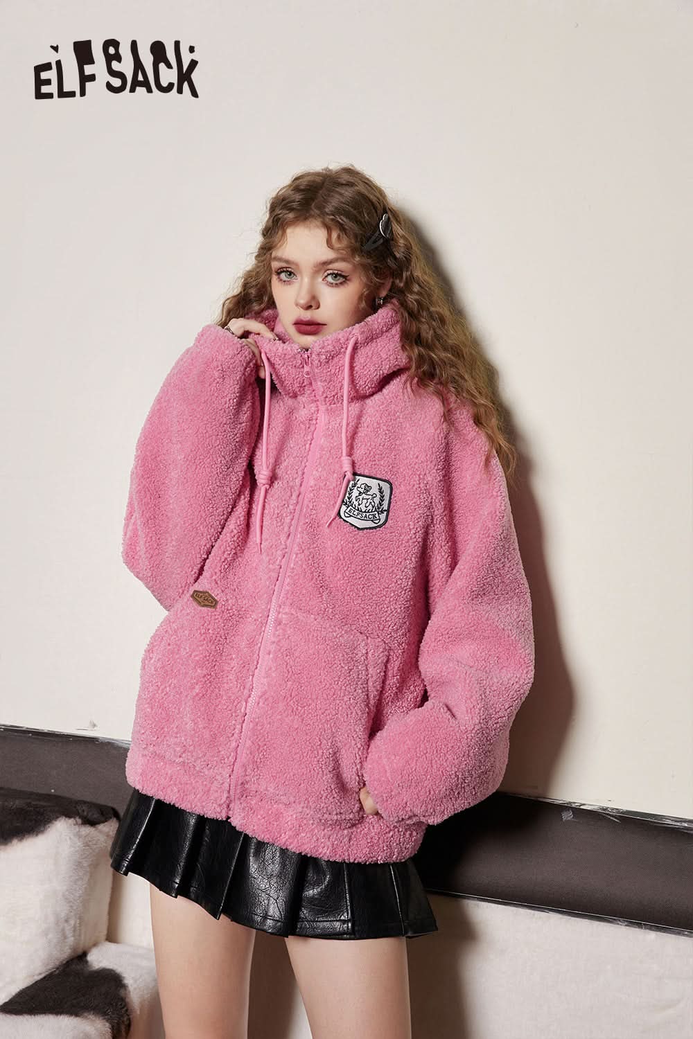 ELFSACK Hoodies Fleece Cotton Coats Women Patch Dog Short Outwears