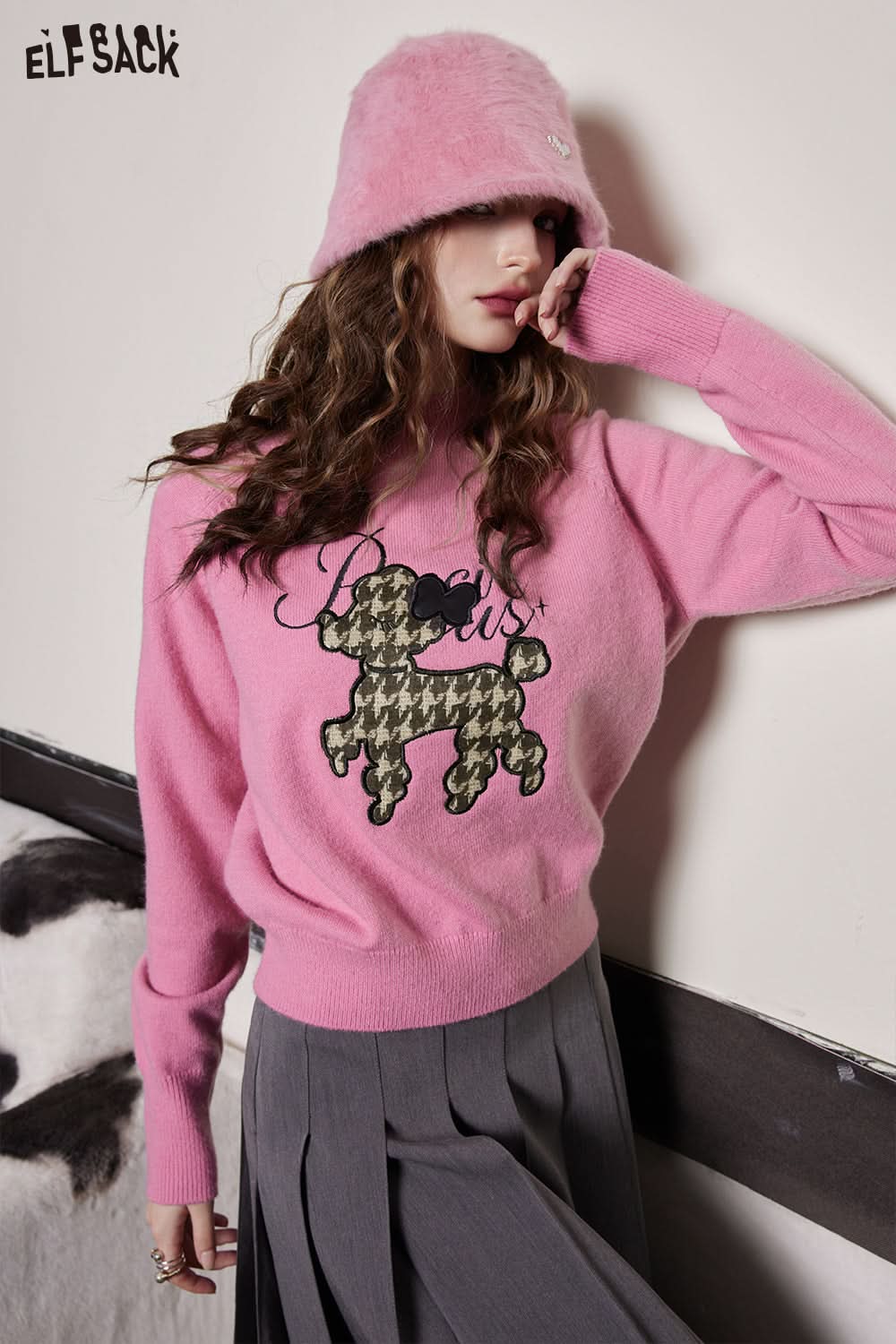 ELFSACK Warm Dog Patch Turtleneck Sweater Women Casual Vintage Knitwears