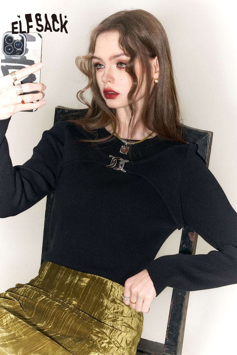 ELFSACK Chinese Style Slim Knitwear Women Solid Color Designer Tops