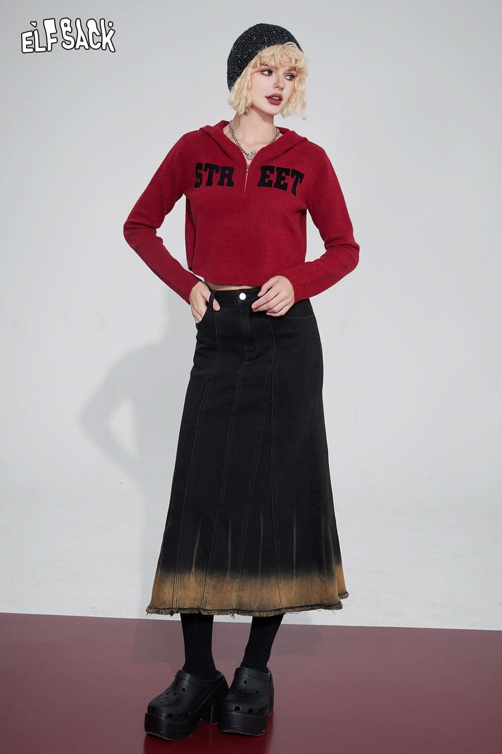 ELFSACK Christmas Hoodie Knitwears Women Slim Retro Tops