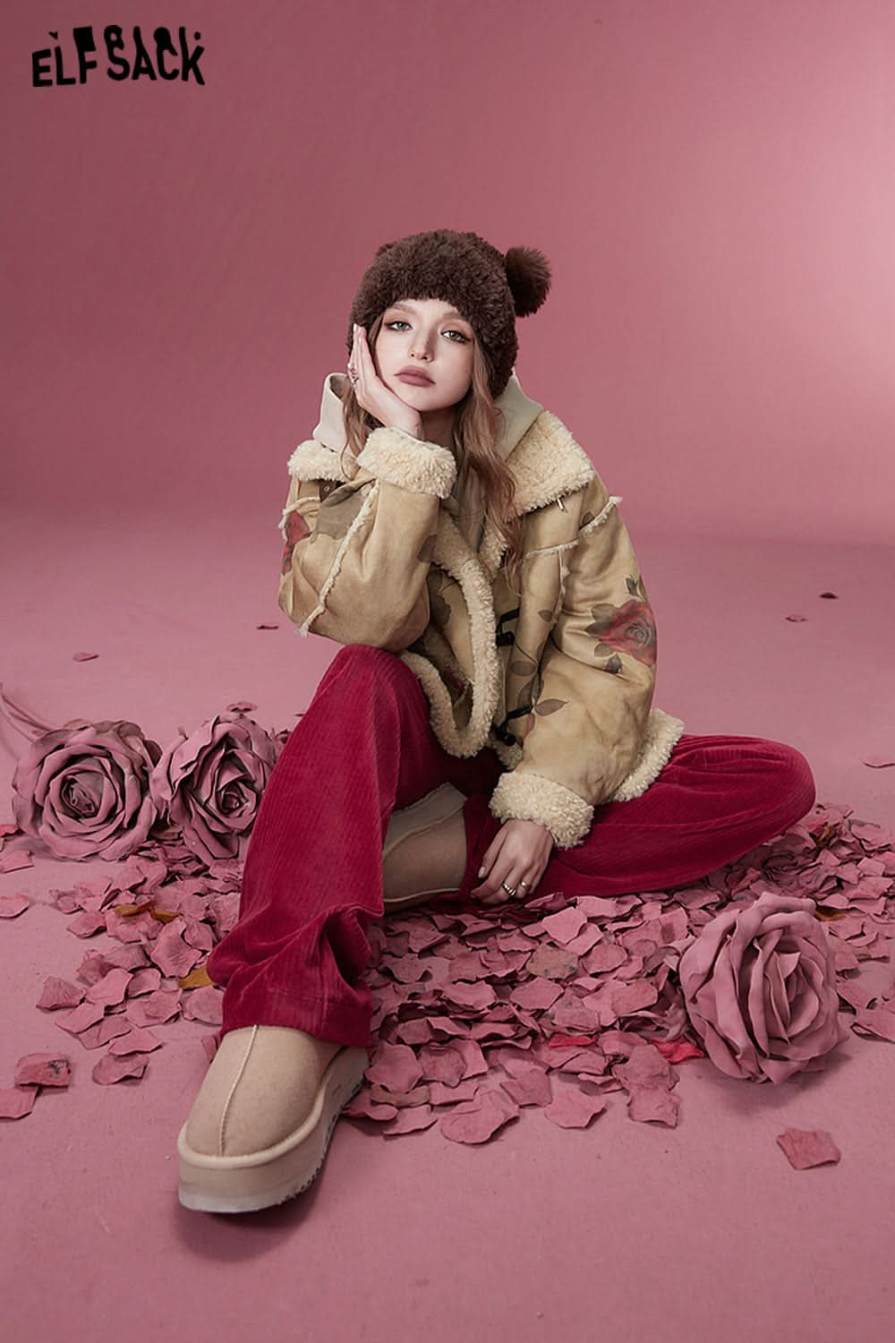 ELFSACK Korean Fashion Corduroy Pants Women Sports Trousers