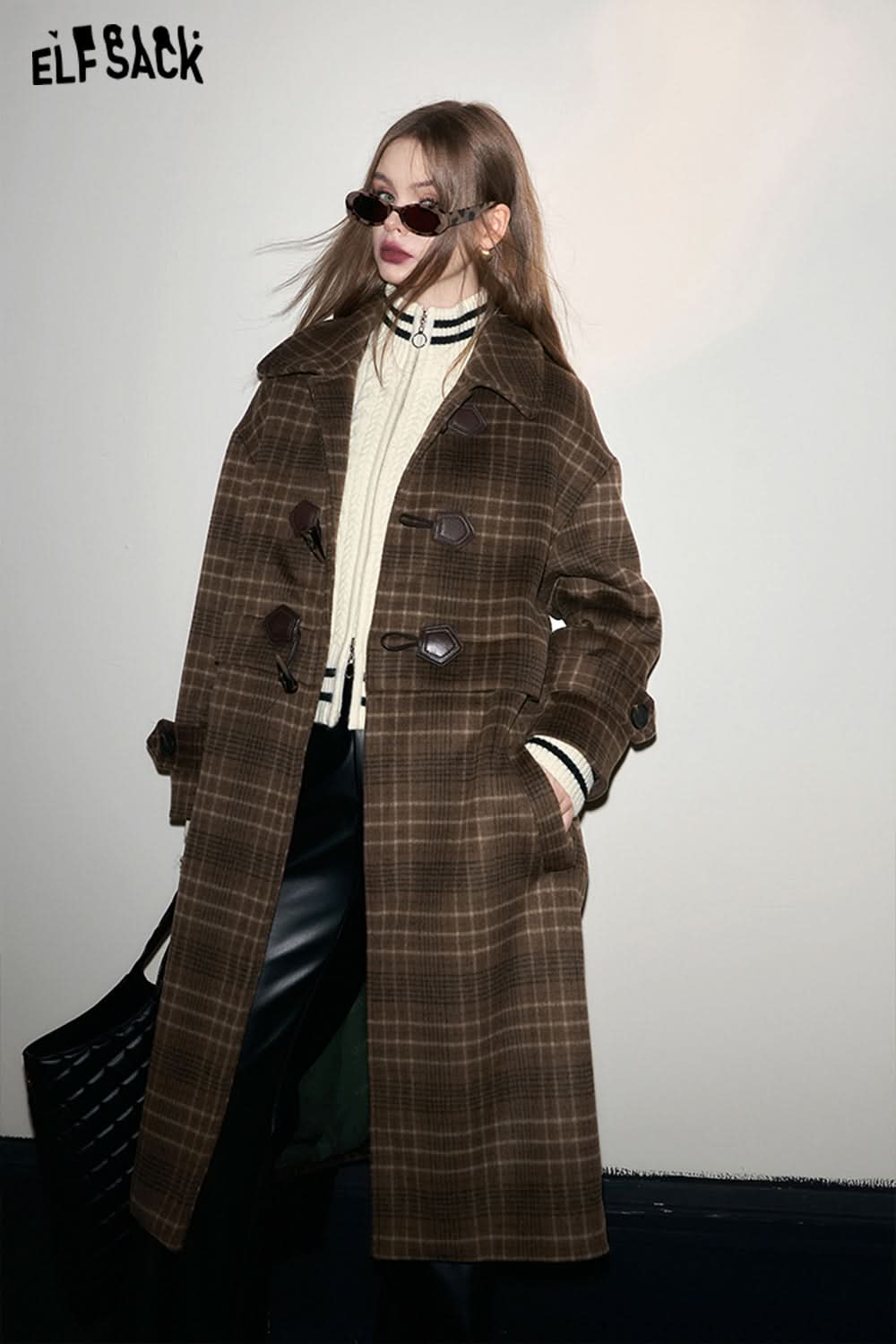 ELFSACK Retro Plaid Warm Wool Coats Women Korean Fashion Long Outwears