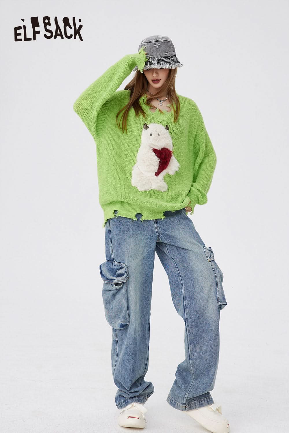 ELFSACK Underwear Women Bottoming Shirt Spring Slim Basic Long-Sleeved Knit T-Shirt Loose Heart Embroidered Spring New
