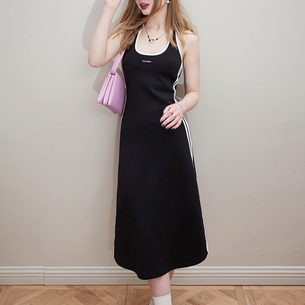 
                  
                    ELFSACK Sports style black suspender dress for women's spring 2024 new slimming hanging neck long skirt
                  
                