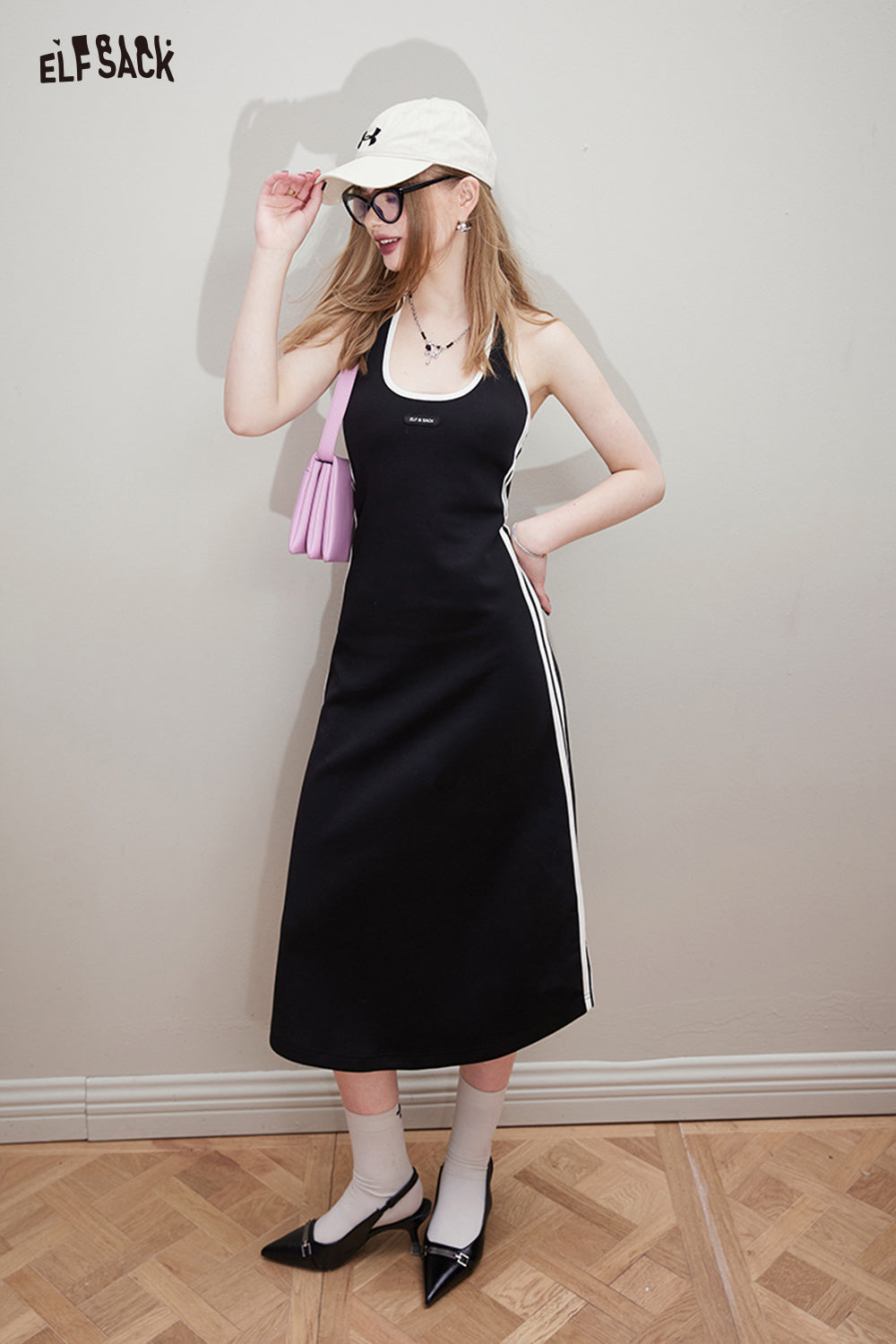 ELFSACK Sports style black suspender dress's spring slimming hanging neck long skirt