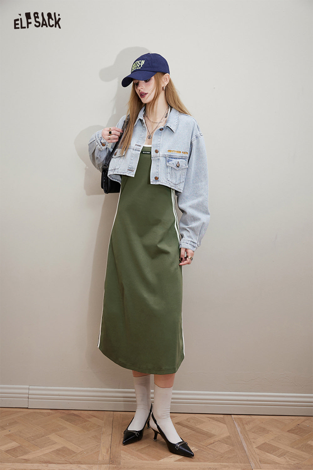 ELFSACK Sports style black suspender dress's spring slimming hanging neck long skirt