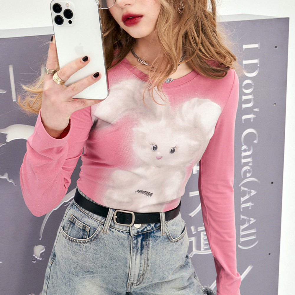 
                  
                    ELFSACK Rabbit print tight fitting t-shirt for women in spring 2024, new small and spicy girl sexy long sleeved top
                  
                