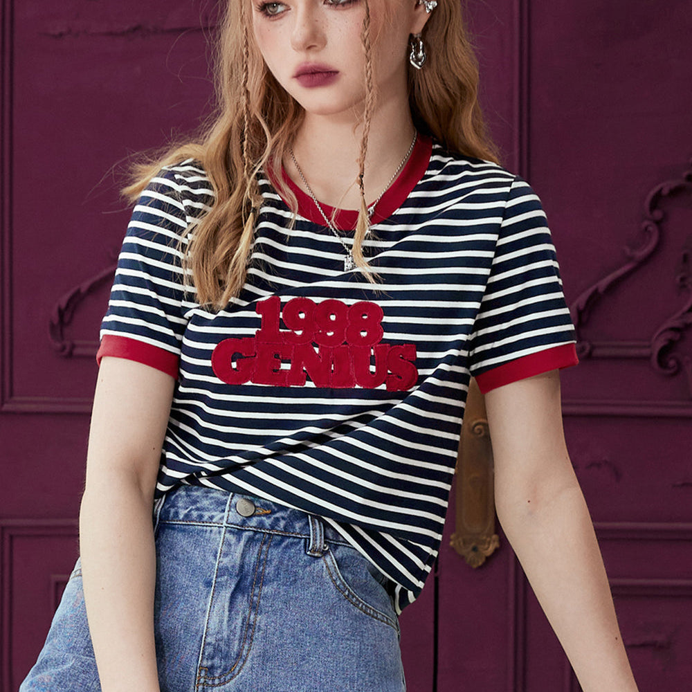 ELFSACK Striped contrasting short sleeved t-shirt for women's 2024 spring new college style chic small top