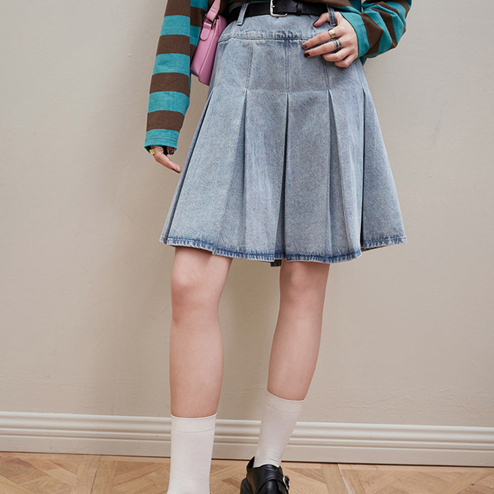 
                  
                    ELFSACK [Free belt] High waisted denim pleated skirt for women's 2024 spring new college versatile short skirt
                  
                