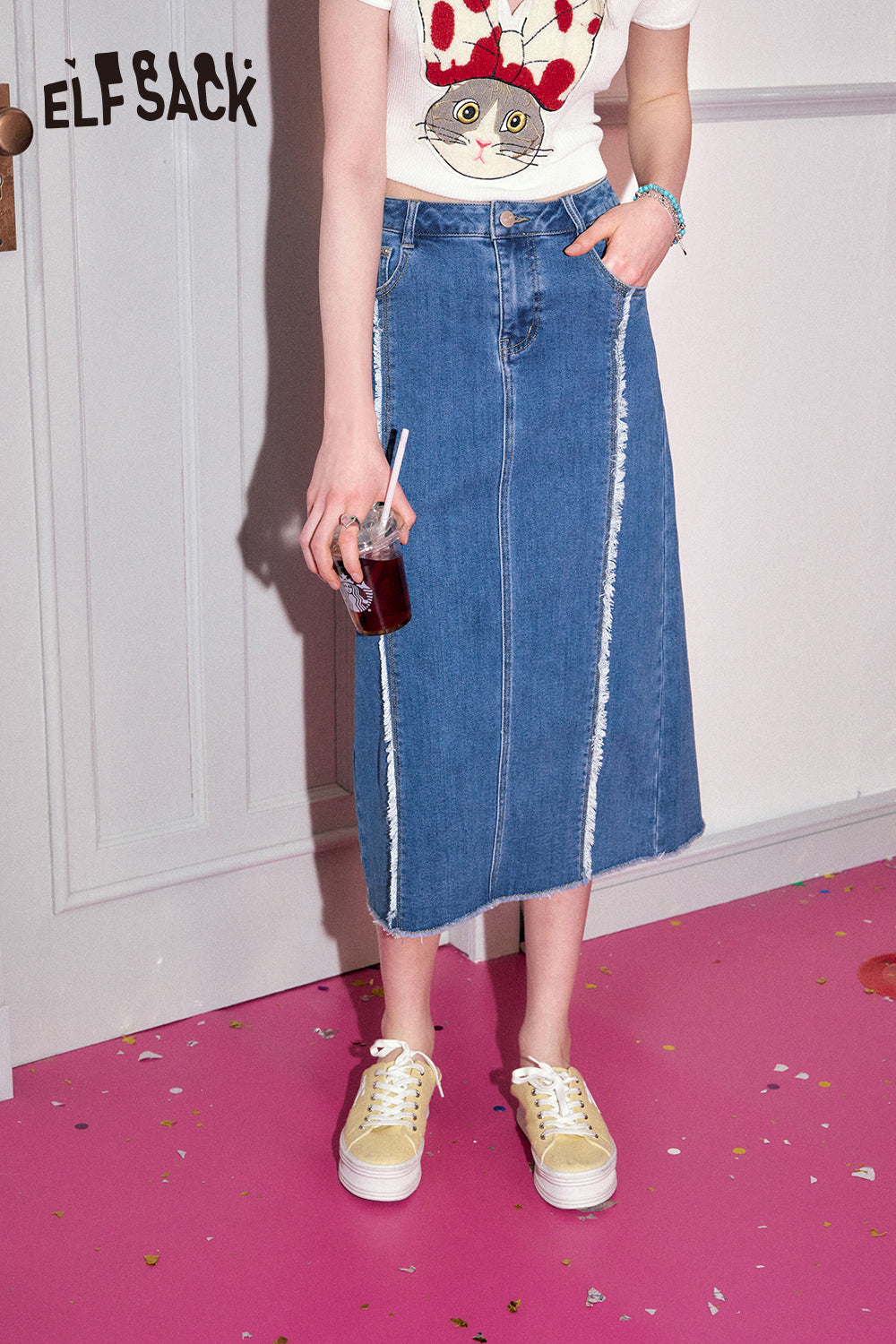 ELFSACK Raw edge splicing high waisted denim skirt's spring popular casual slimming A-line skirt