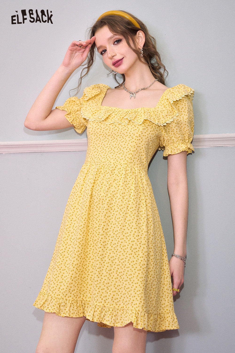 
                  
                    ELFSACK 2024 summer new arrival picnic travel vacation holiday soft comfortable fitted bubble sleeved floral dress slim elegant waist princess dress squre neck casual
                  
                