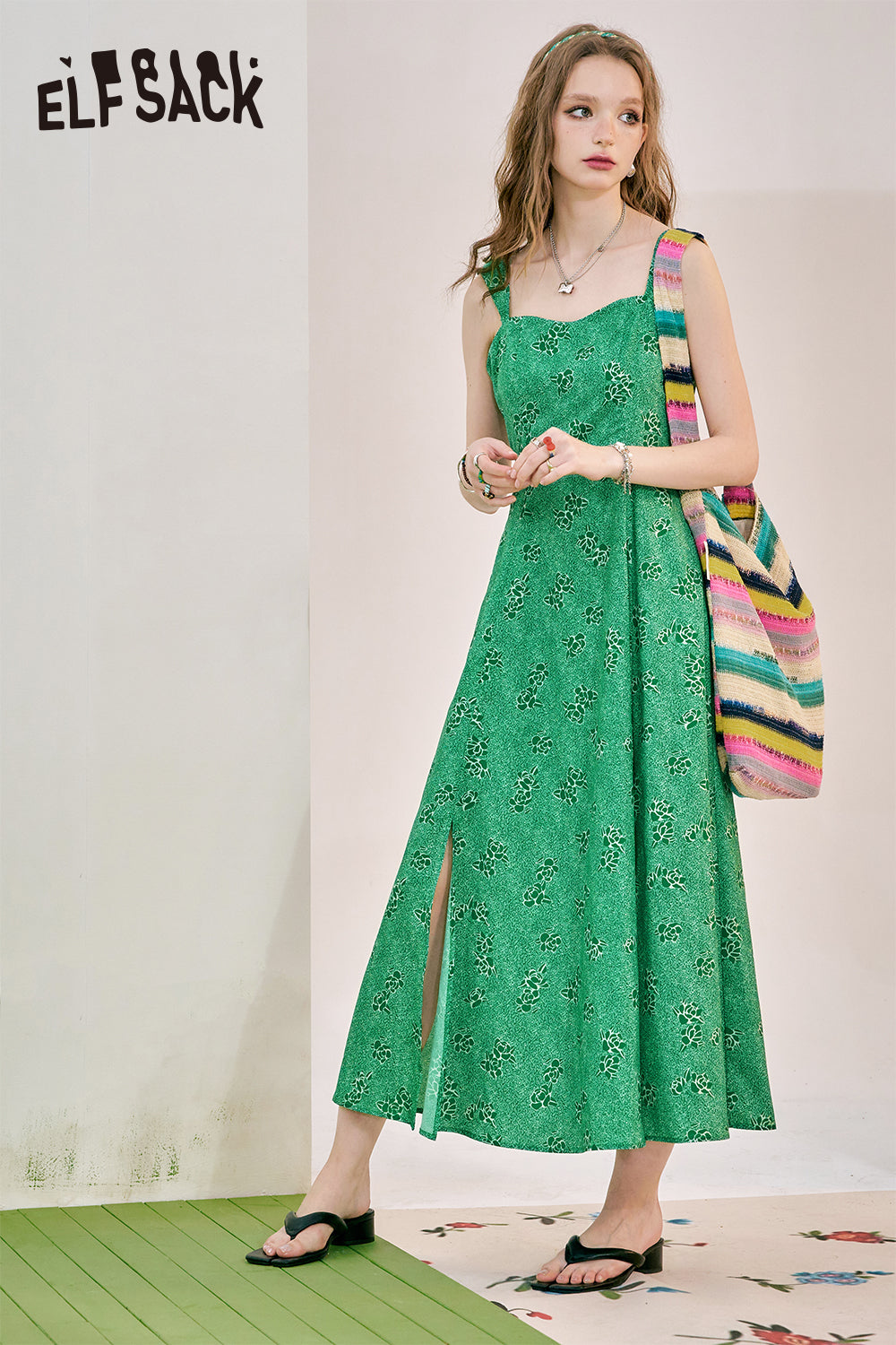 ELFSACK Green floral camisole dress with waist up temperament and vacation style skirt