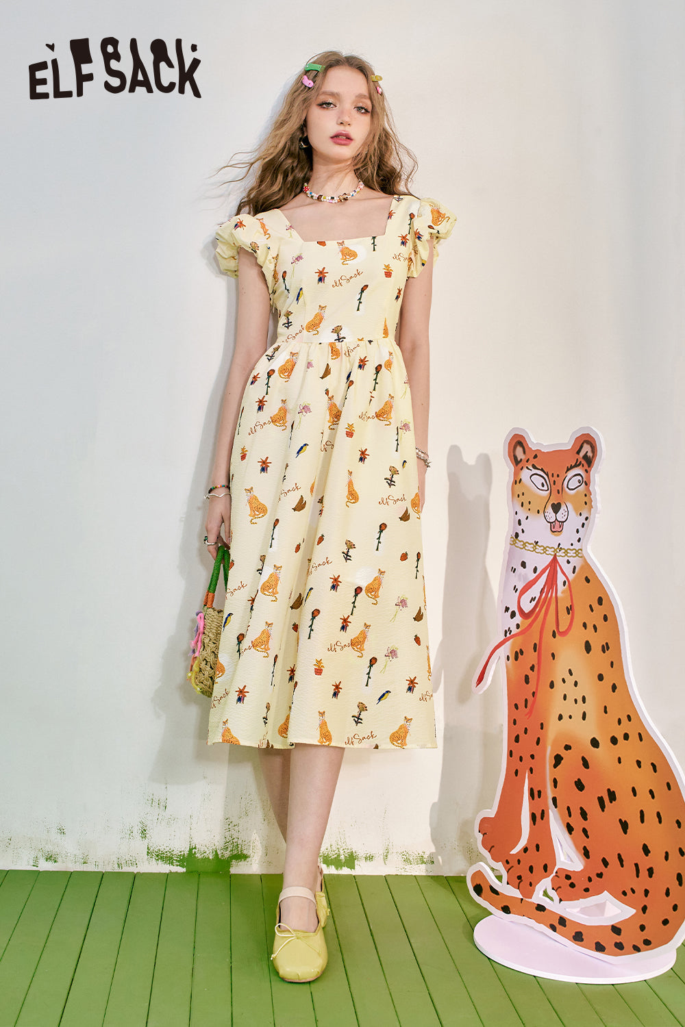 ELFSACK French square neckline floral dress for summer, women's waist up holiday dress