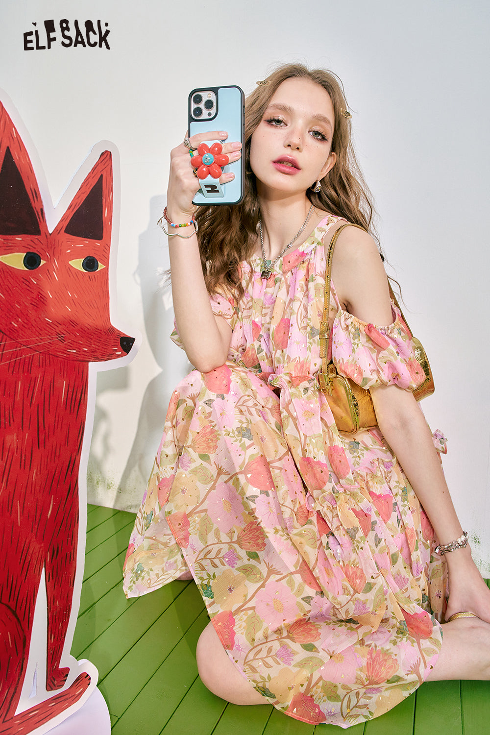 ELFSACK Hanging Neck Off Shoulder Fragmented Flower Dress Women's Style Holiday Princess Dress
