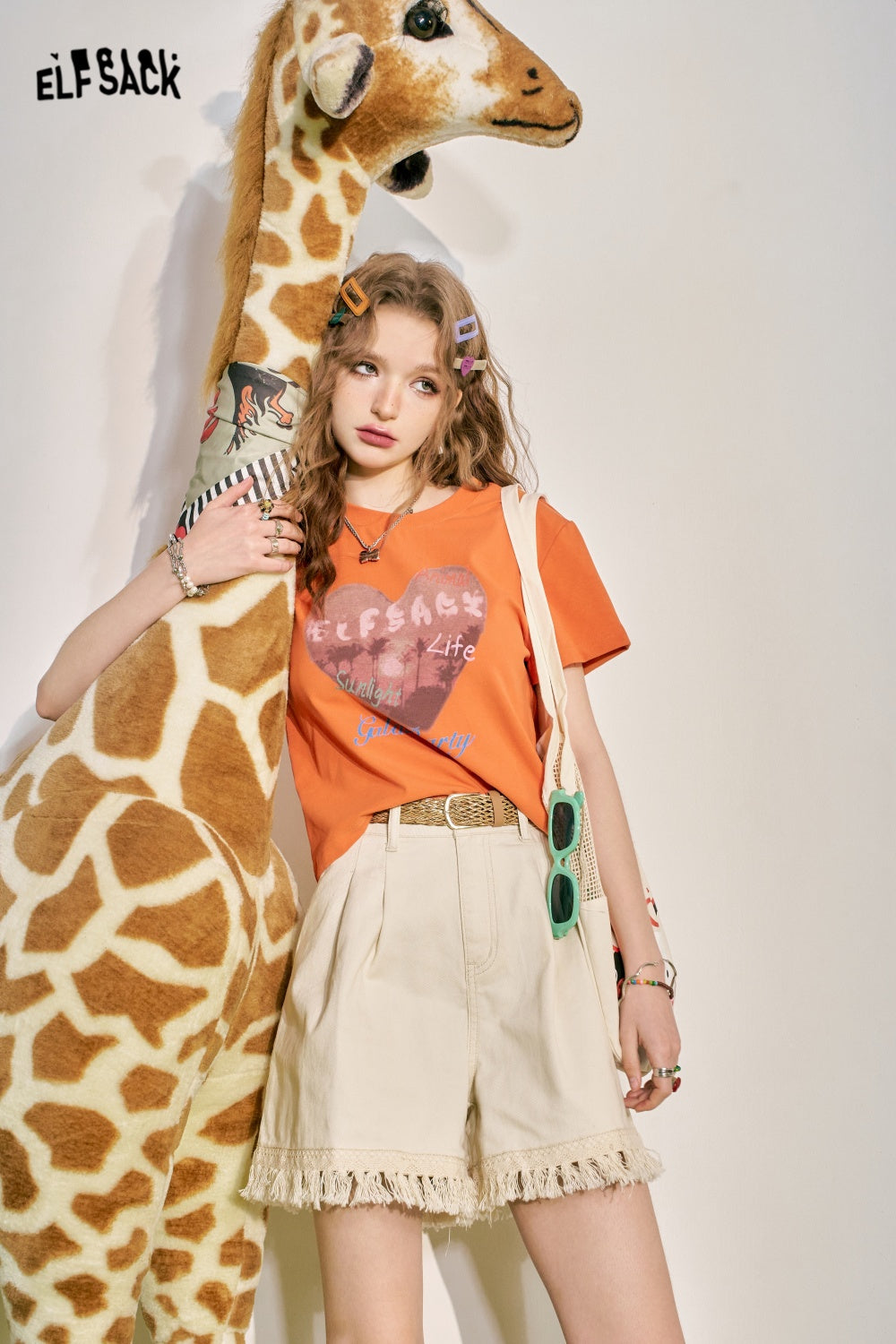 ELFSACK Love Print BM Slim Fit Short Sleeve T-shirt Women's Slim Short Top