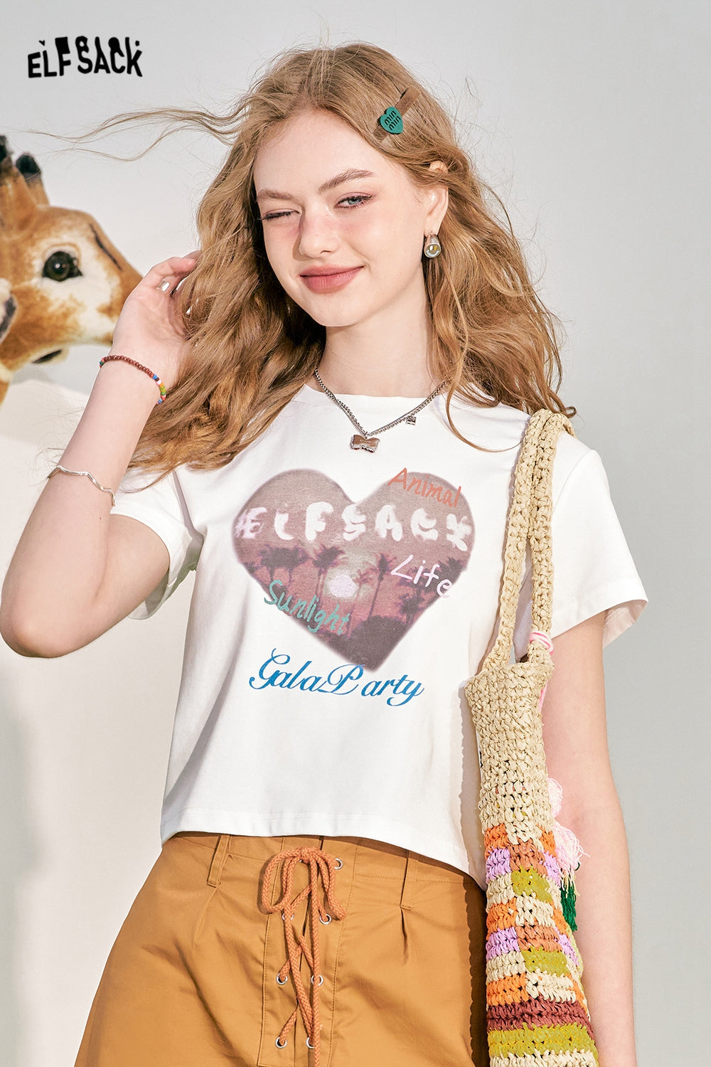 ELFSACK Love Print BM Slim Fit Short Sleeve T-shirt Women's Slim Short Top