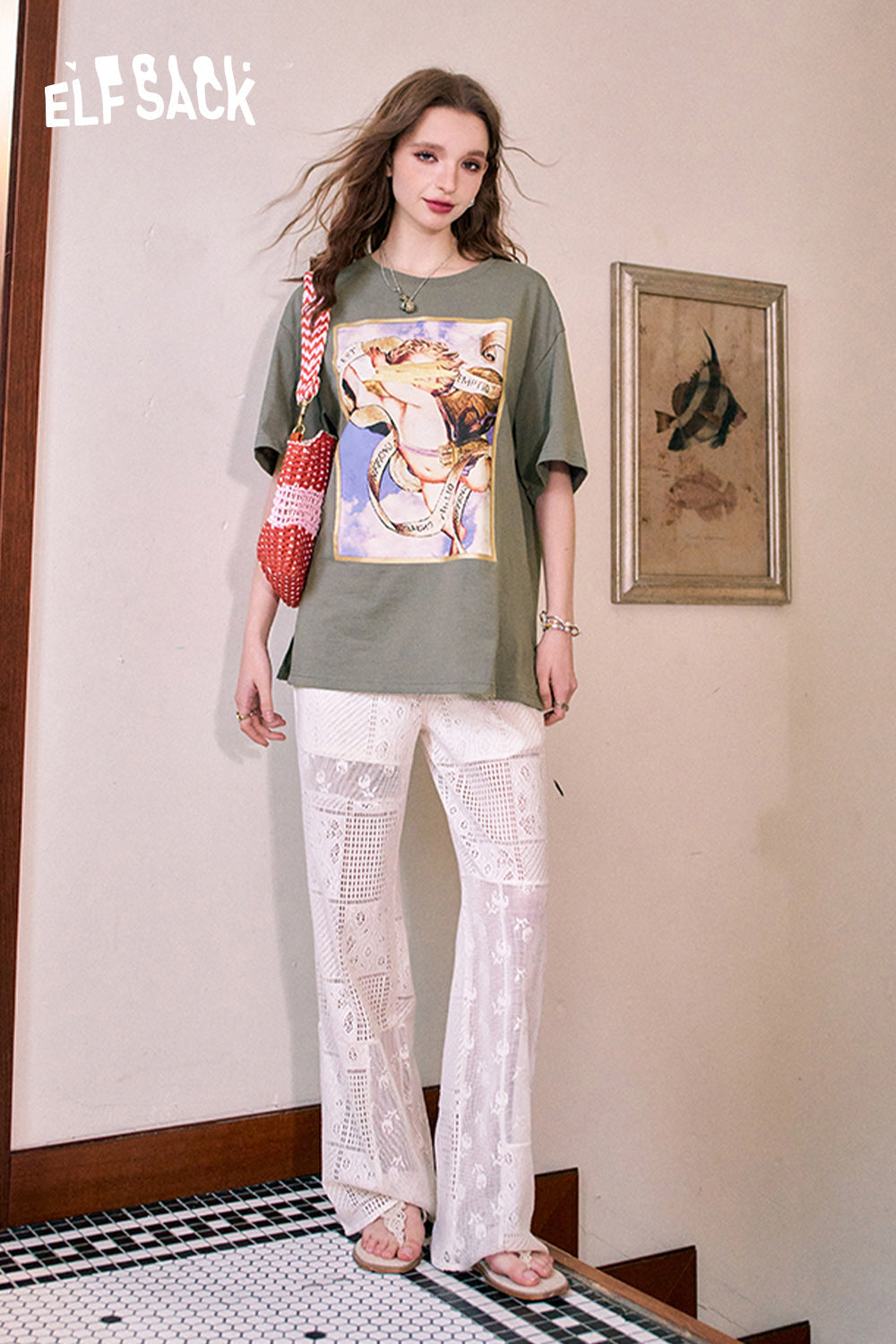 ELFSACK White loose printed angel pattern gold frame versatile short-sleeved T-shirt