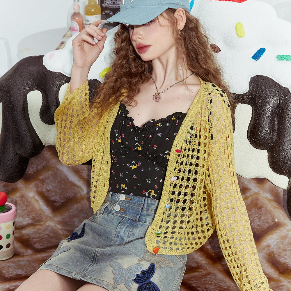 
                  
                    ELFSACK 2024 Summer New Hollow design fashion loose outer wear dopamine knitted sweater thin cardigan women
                  
                