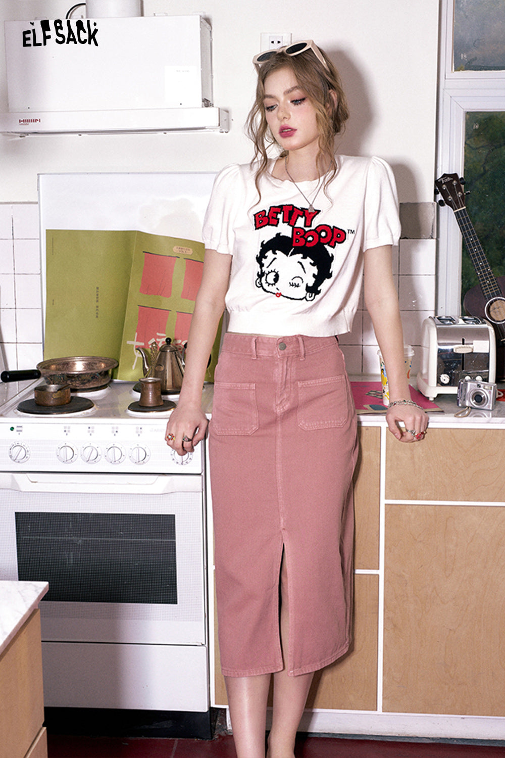 ELFSACK [Dopamine Series] Front slit denim skirt's spring high waisted design