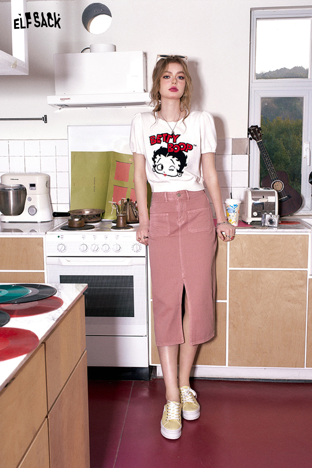 ELFSACK [Dopamine Series] Front slit denim skirt's spring high waisted design