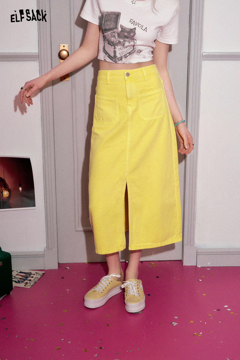 ELFSACK [Dopamine Series] Front slit denim skirt's spring high waisted design