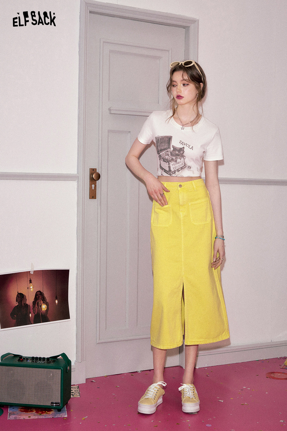 ELFSACK [Dopamine Series] Front slit denim skirt's spring high waisted design