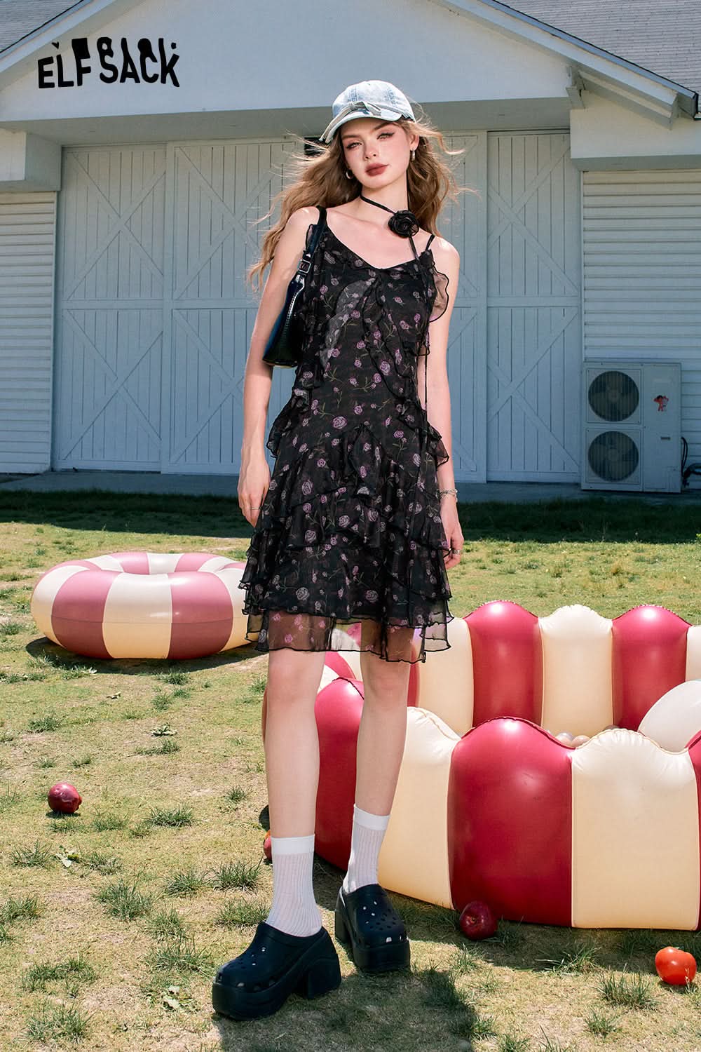 ELFSACK French beige floral waist slimming gentle style holiday suspender dress