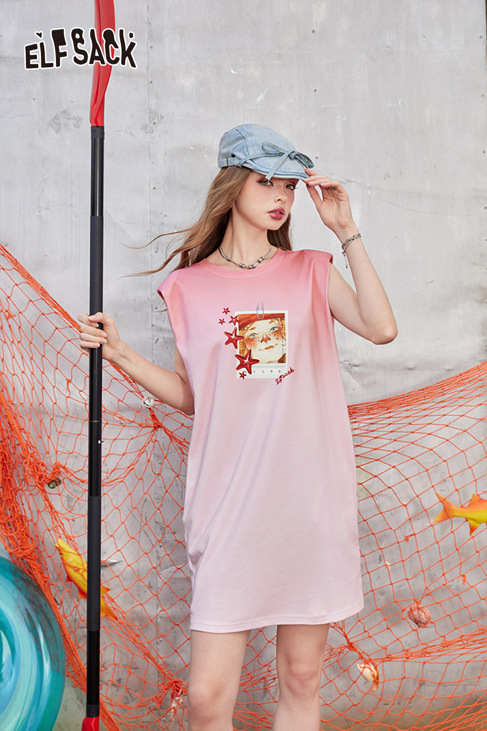 ELFSACK Sleeveless dress with gradient printed back and hollowed out women's casual skirt
