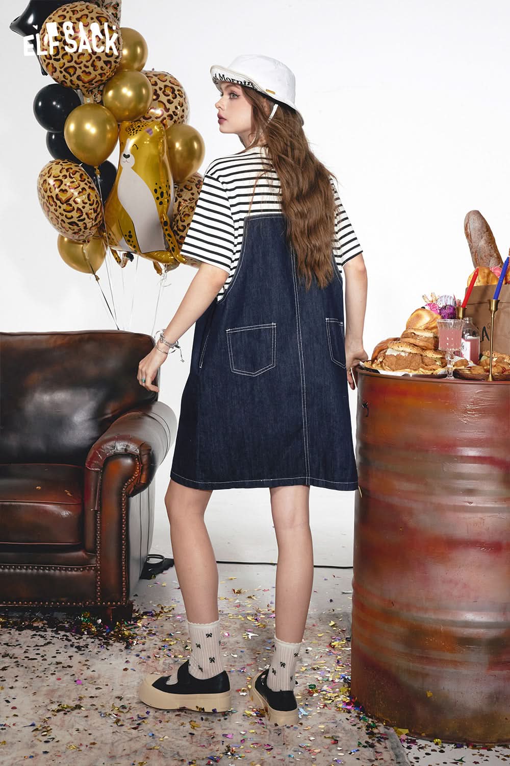 ELFSACK Fake two-piece striped patchwork short-sleeved small-sized age-reducing T-shirt denim suspender dress