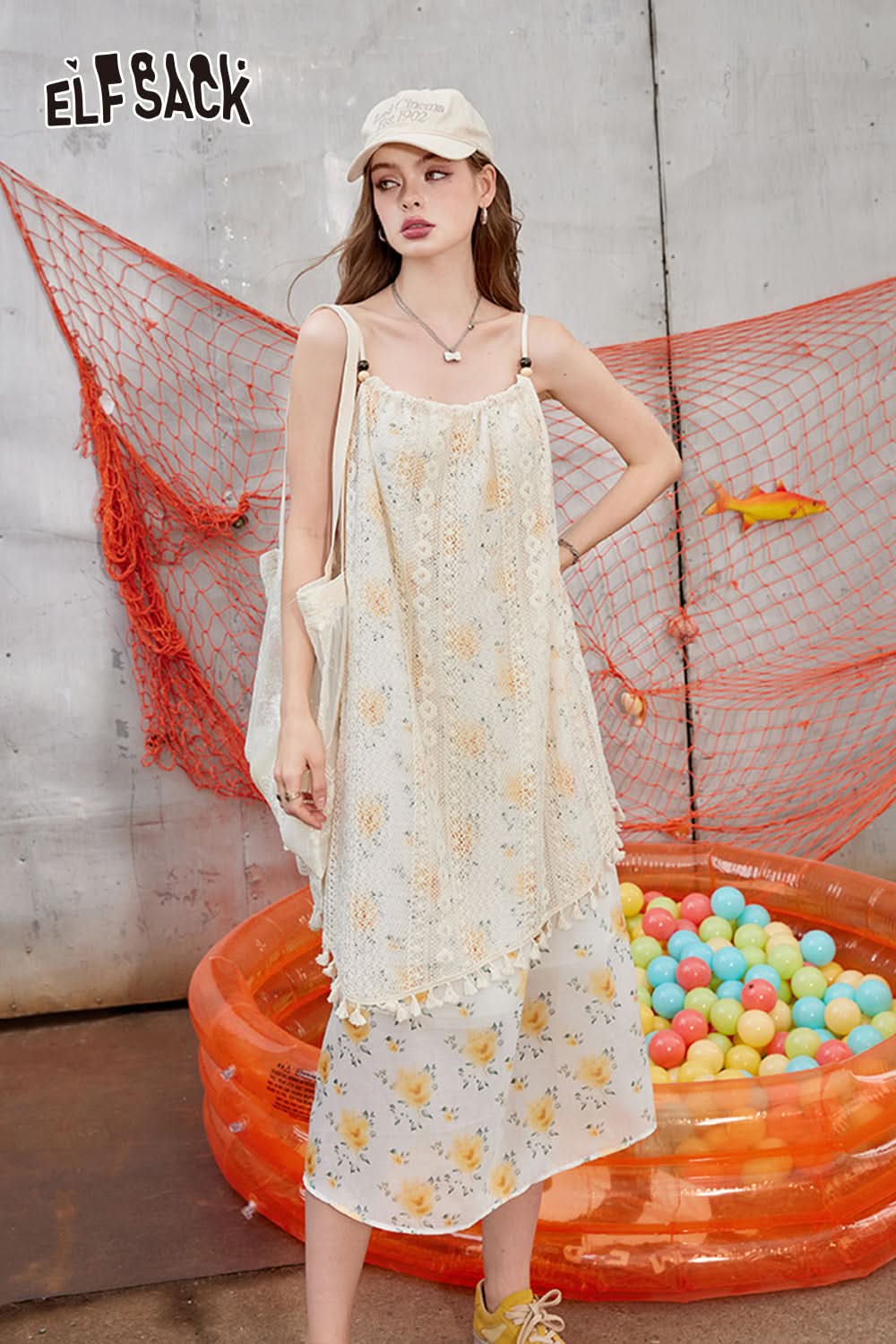 ELFSACK Lace floral camisole dress with irregular temperament, vacation style dress