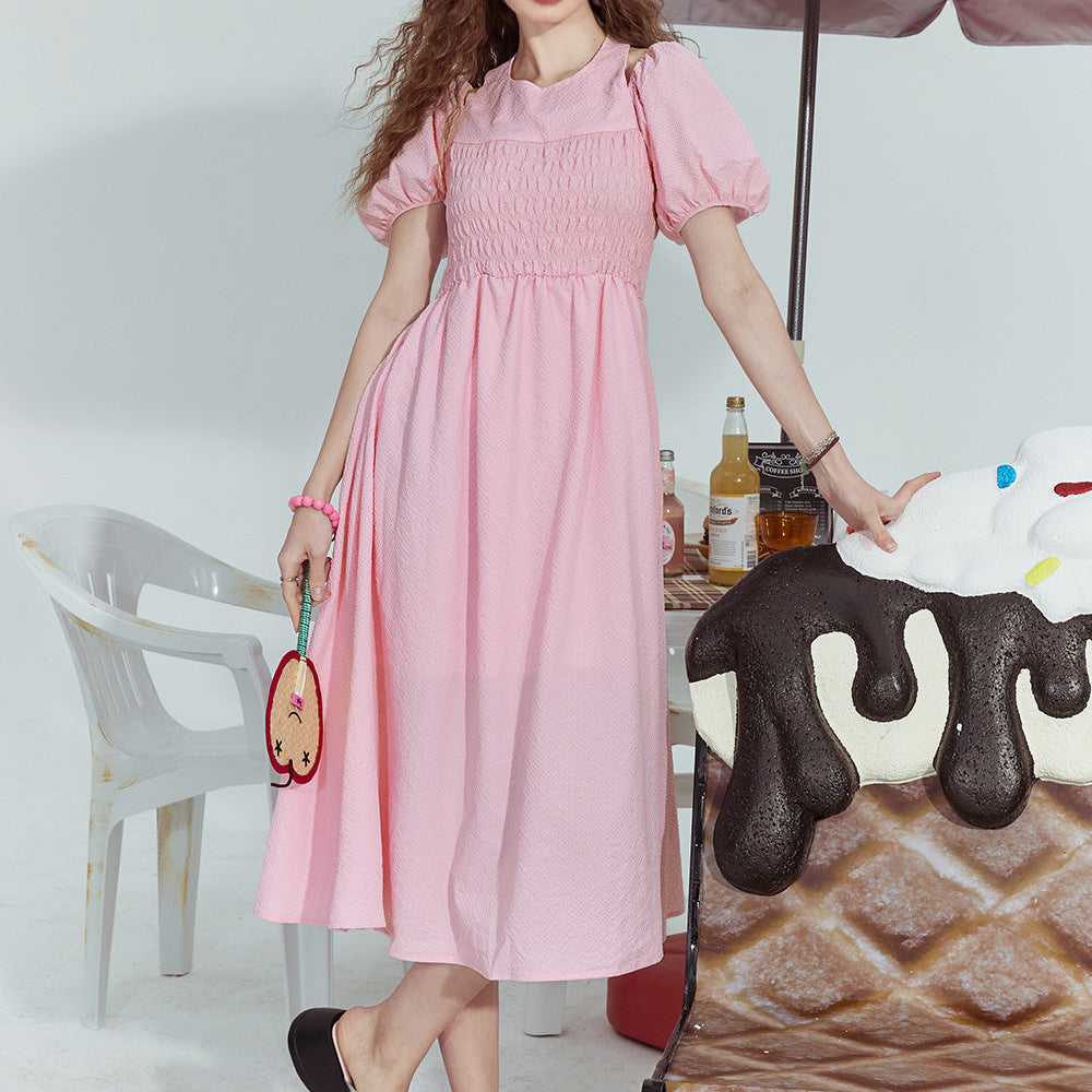 
                  
                    ELFSACK 2024 Summer New French style halterneck off-shoulder slim fit pleated sleeve dress for woman
                  
                