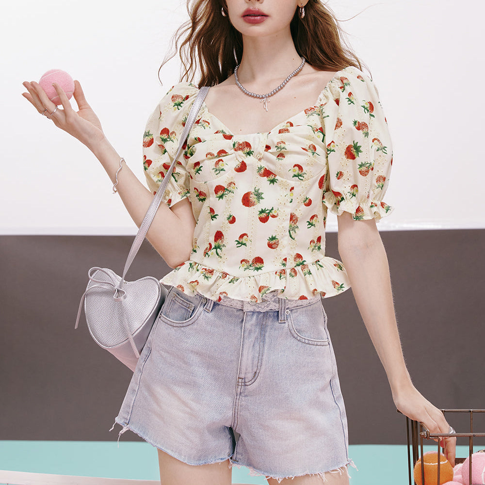 
                  
                    ELFSACK 2024 summer new arrival French Strawberry Print Waisted Ruffled Edge Puff Sleeve Temperament Short Sleeve Shirt for women
                  
                