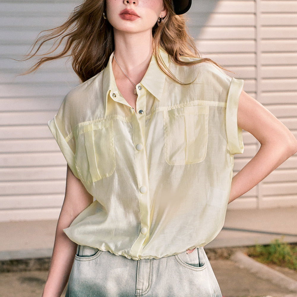 
                  
                    ELFSACK 2024 Summer New Arrivals Green lapel imitation tencel fine shimmer commuter all-match workwear short-sleeved shirt for women
                  
                