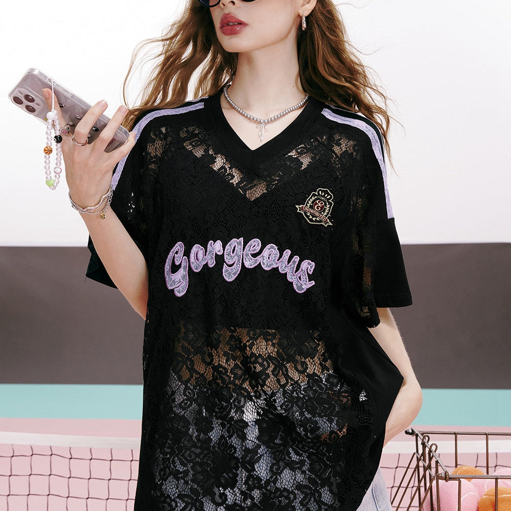 
                  
                    ELFSACK 2024 summer new arrival College style sweet cool lace hollow v-neck loose black short-sleeved T-shirt for women
                  
                