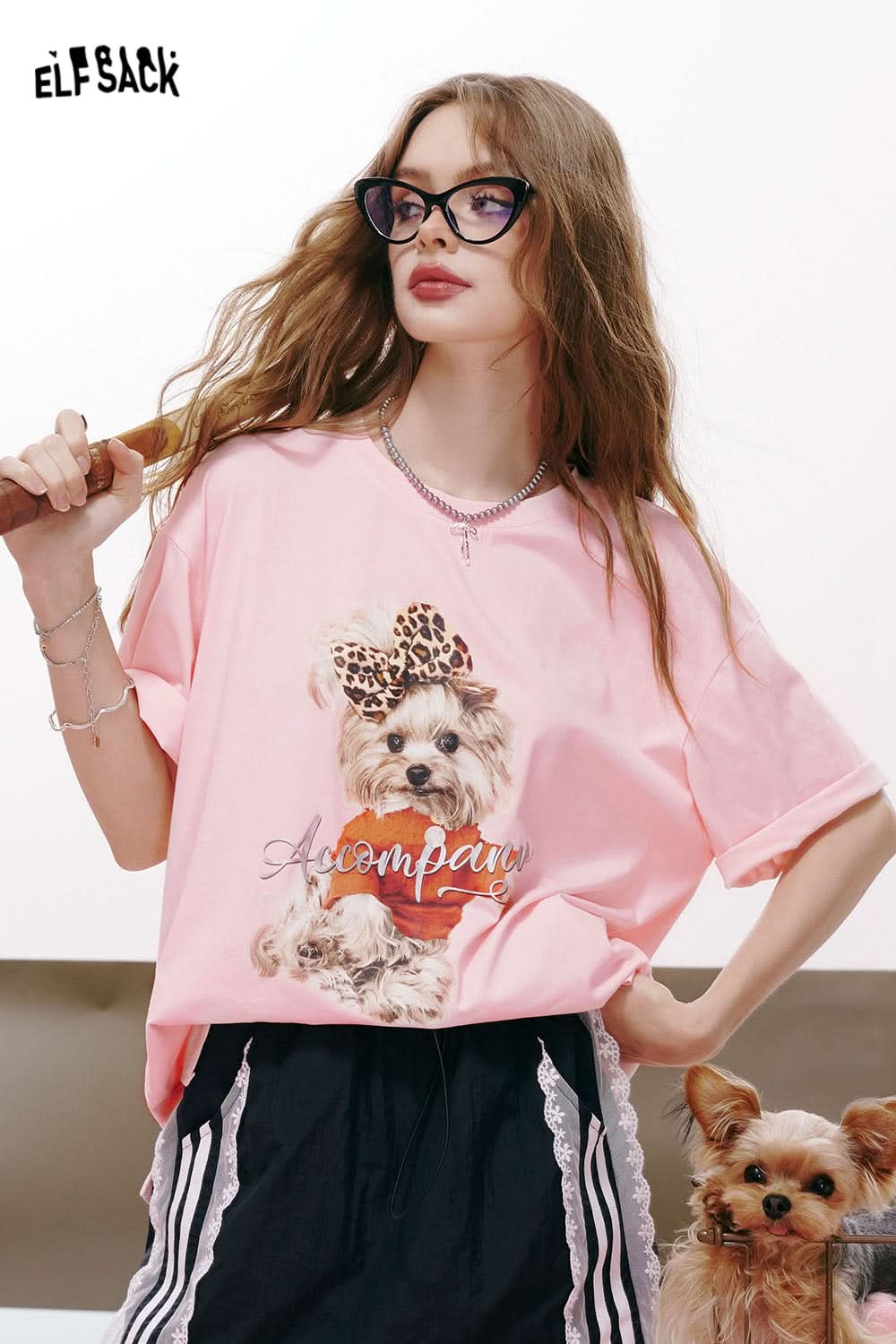 ELFSACK Bear print gentle style back hollow three-dimensional bow design loose short-sleeved T-shirt