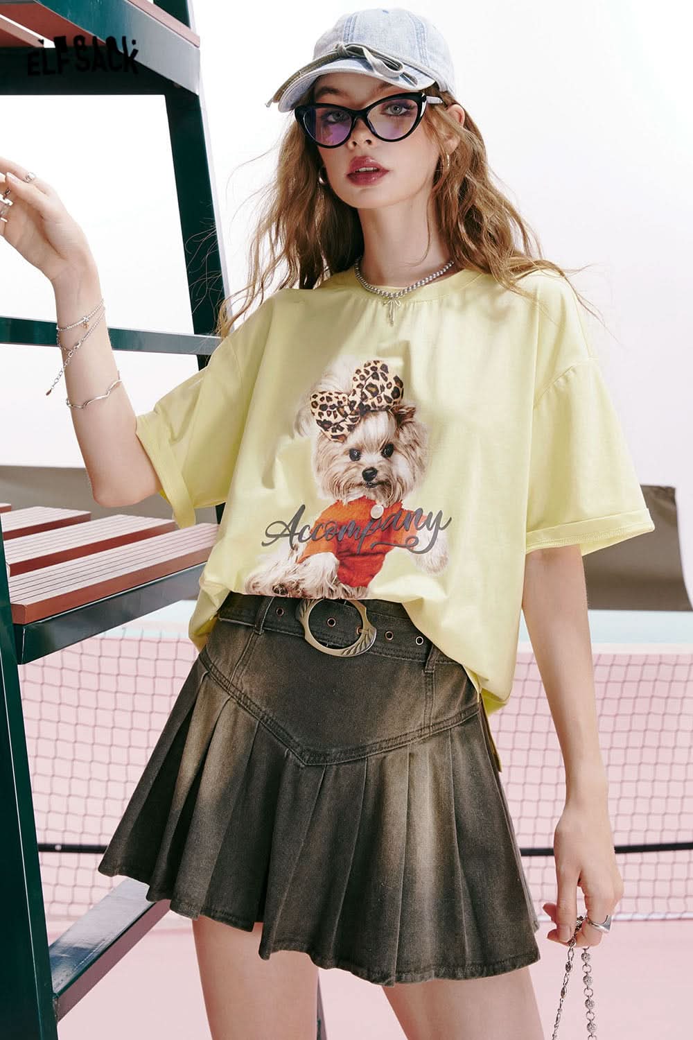 ELFSACK Bear print gentle style back hollow three-dimensional bow design loose short-sleeved T-shirt