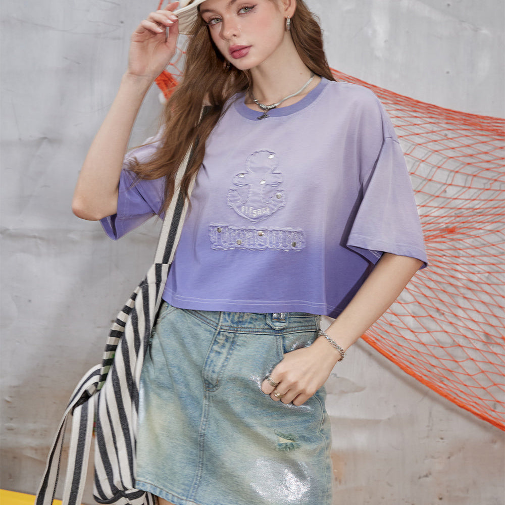 
                  
                    ELFSACK 2024 Summer New Arrivals Pink gradient rivet short sleeved T-shirt women's loose pure cotton short top
                  
                