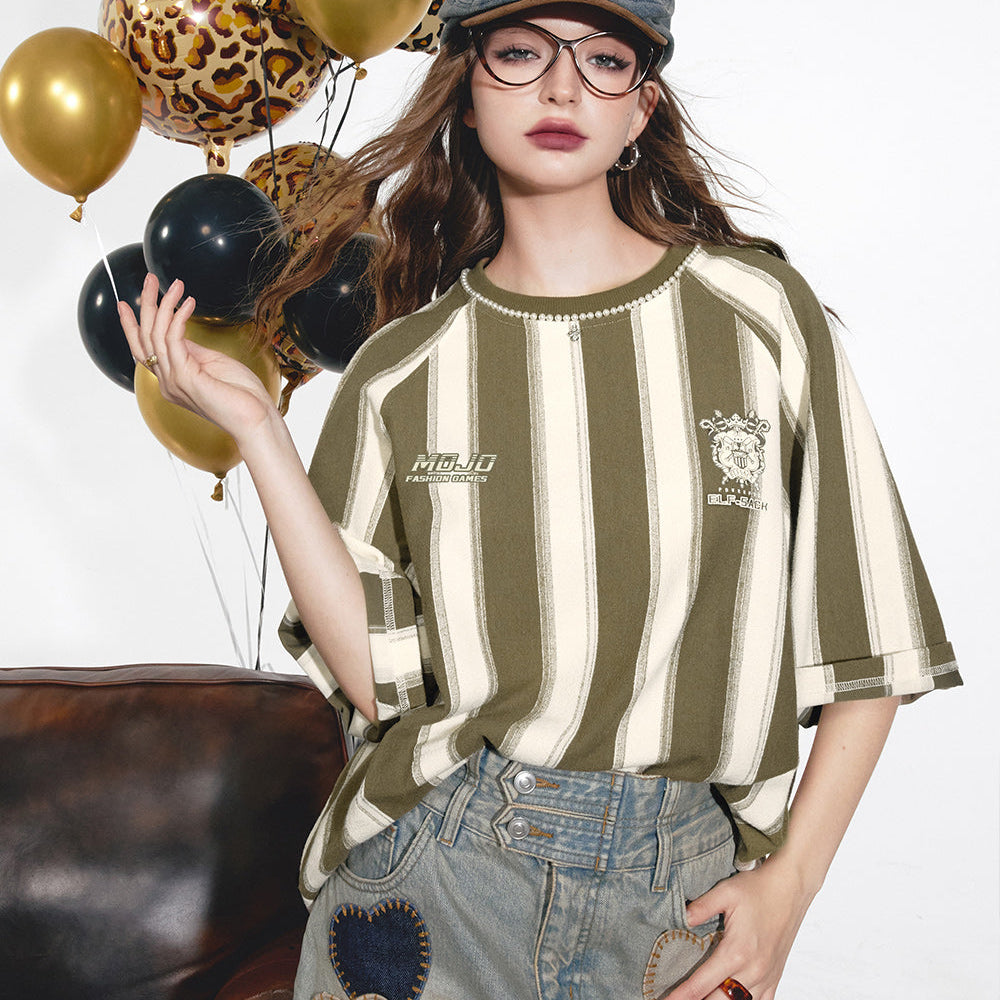 
                  
                    2024 Summer ELFSACK New Arrivals Contrast color stripes retro neckline pearl design breathable thin T-shirt for women
                  
                