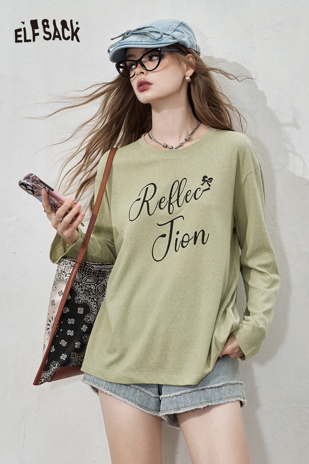 
                  
                    ELFSACK 2024 Summer New Arrivals Letter printed loose T-shirt for women Lazy casual hoodie with air conditioning
                  
                