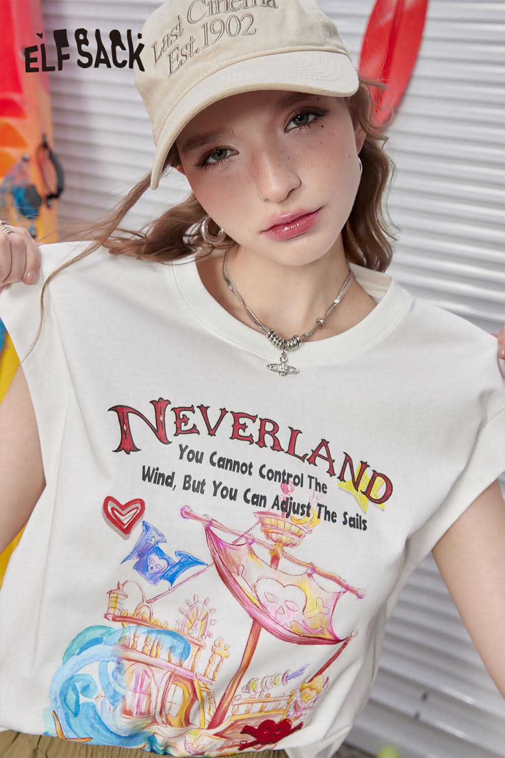 ELFSACK Printed sleeveless t-shirt's casual versatile and unique top