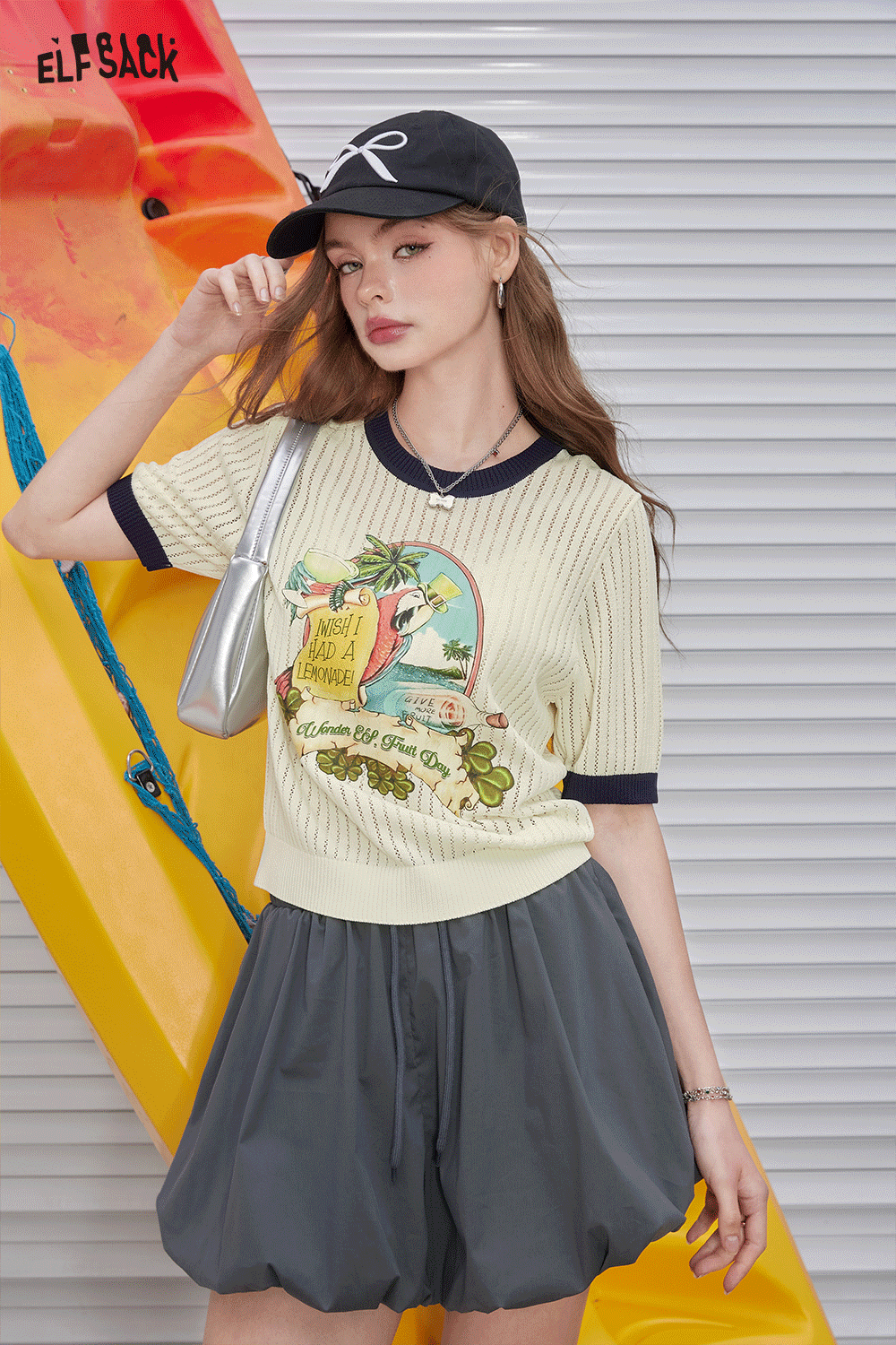 ELFSACK 2024 Summer New Arrivals Retro color contrasting short sleeved knitted shirt, women's pink shorts top