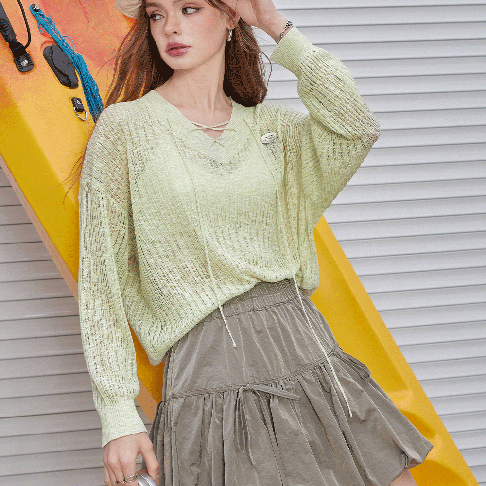 
                  
                    ELFSACK 2024 Summer New Arrivals V-neck hollowed out breathable knitted shirt for women, lazy chiffon cover shirt, air-conditioned shirt
                  
                