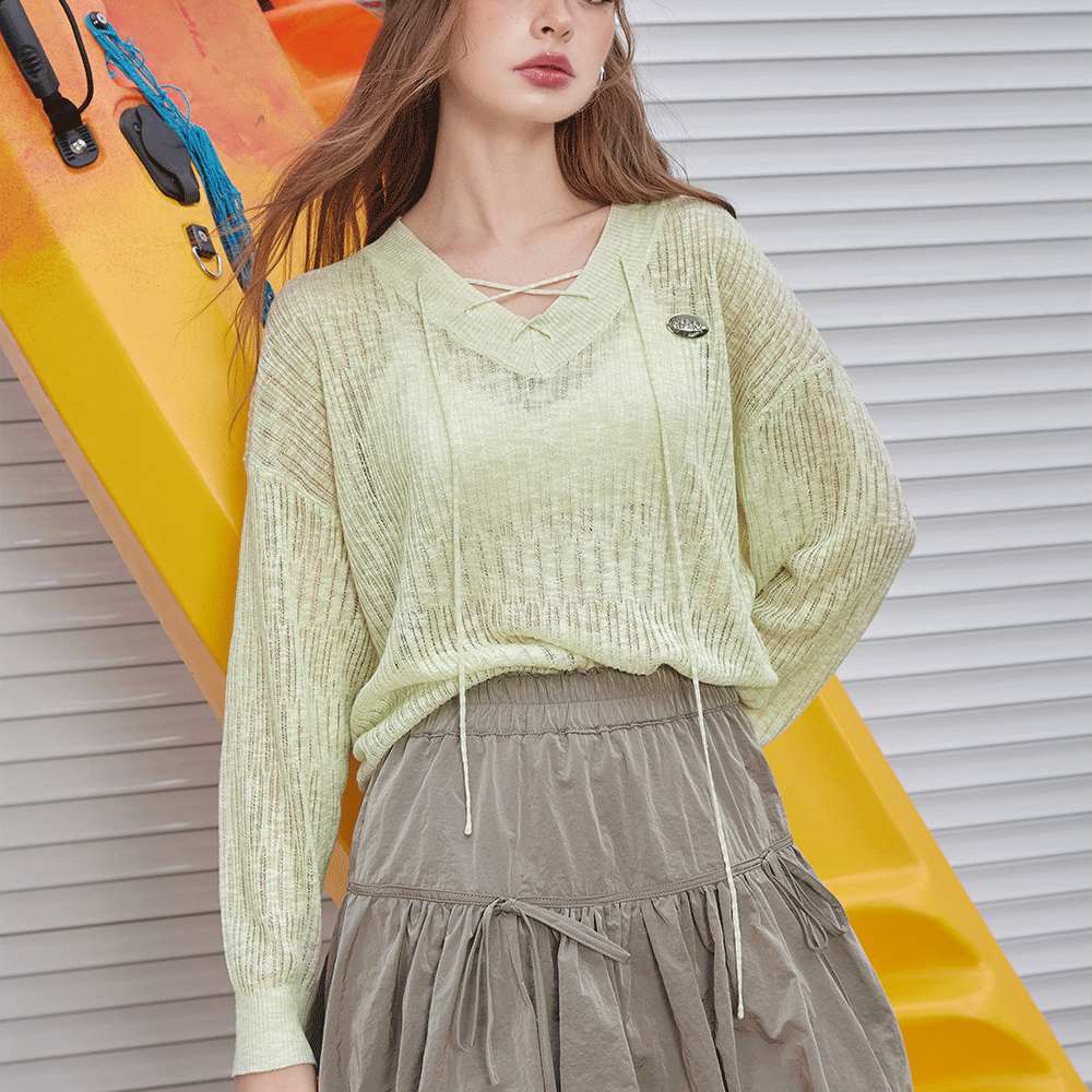 
                  
                    ELFSACK 2024 Summer New Arrivals V-neck hollowed out breathable knitted shirt for women, lazy chiffon cover shirt, air-conditioned shirt
                  
                