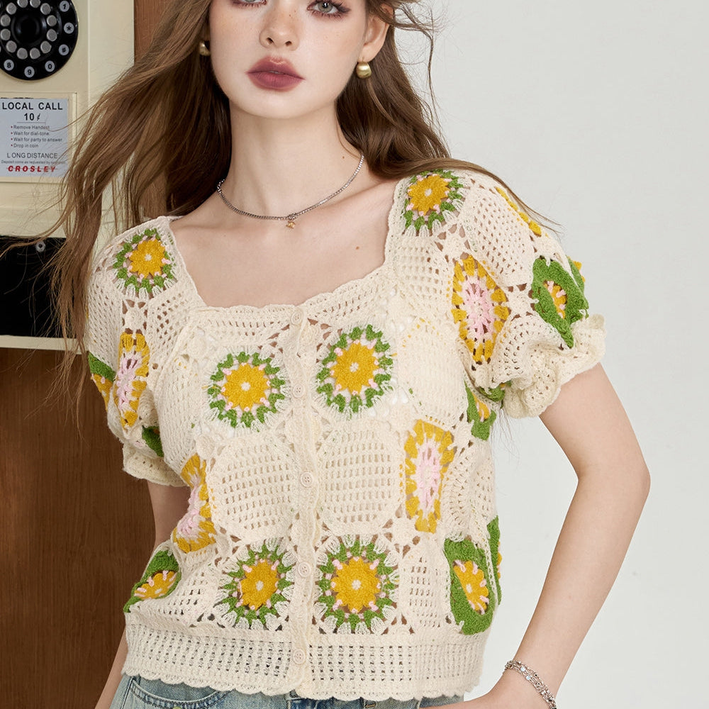 
                  
                    ELFSACK 2024 Summer New Arrivals Hollow knit sweater for women Bubble sleeve sweet casual shirt
                  
                