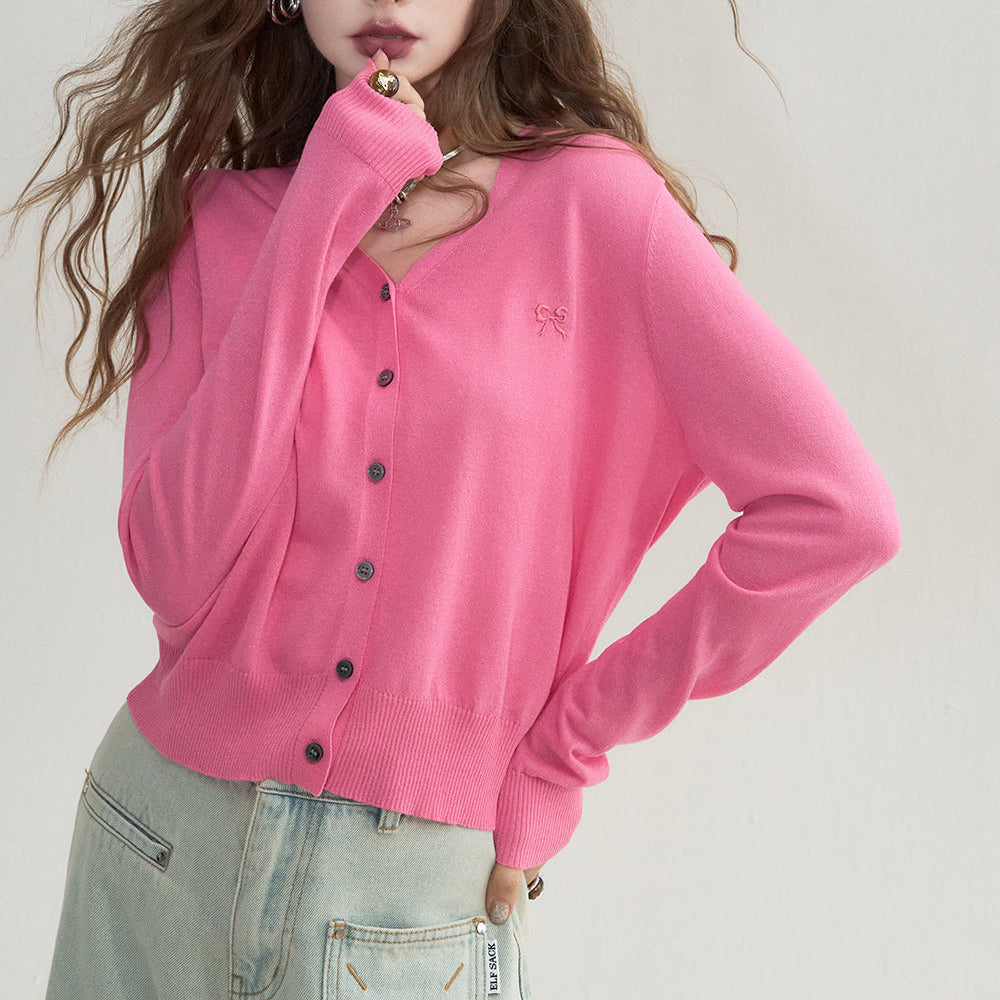 
                  
                    ELFSACK 2024 Summer New Arrivals French gentle knitted sweater women's V-neck cardigan
                  
                