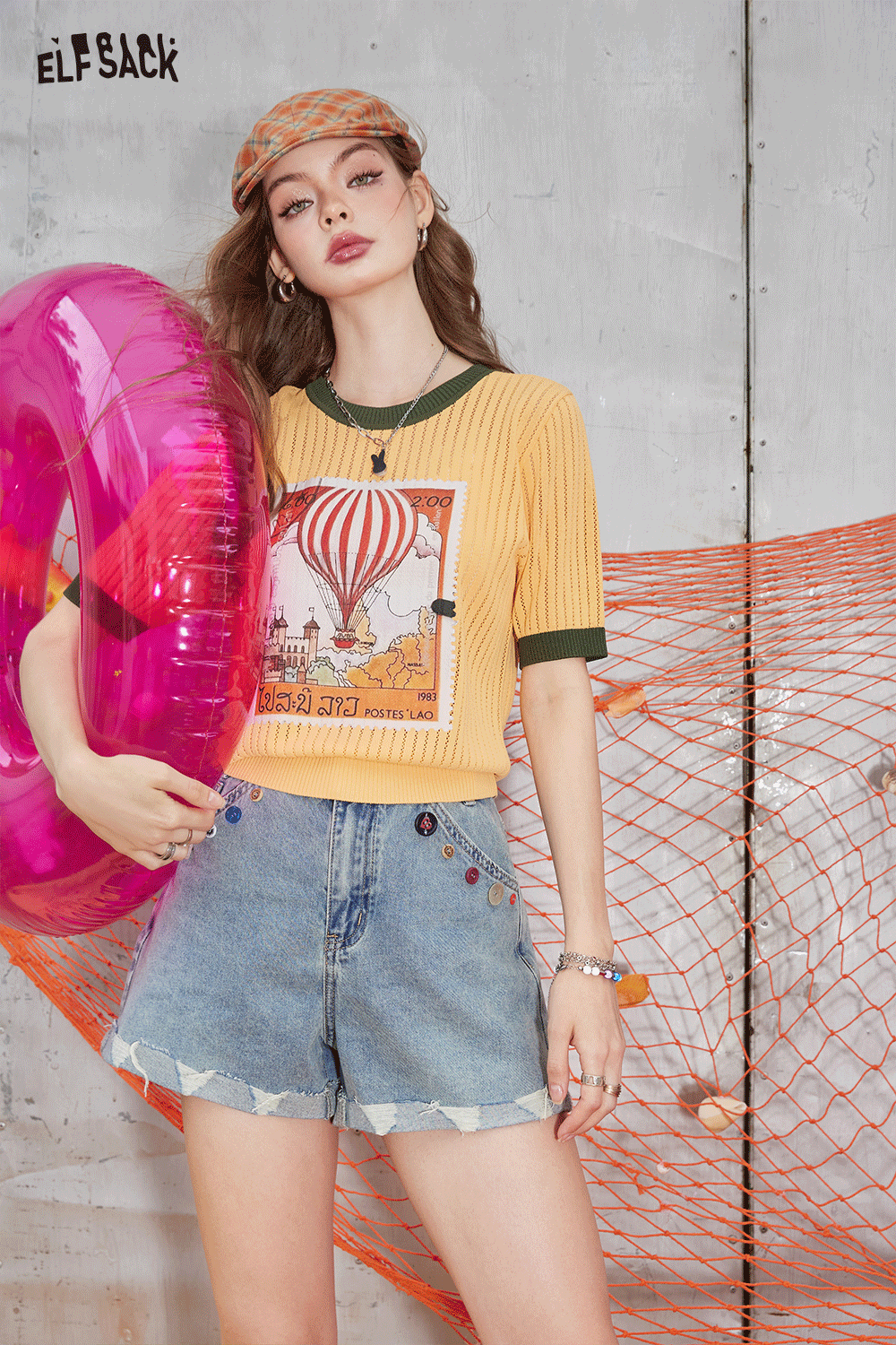 ELFSACK 2024 Summer New Arrivals High waisted A-line washed denim jeans, women's colorful button down brushed shorts