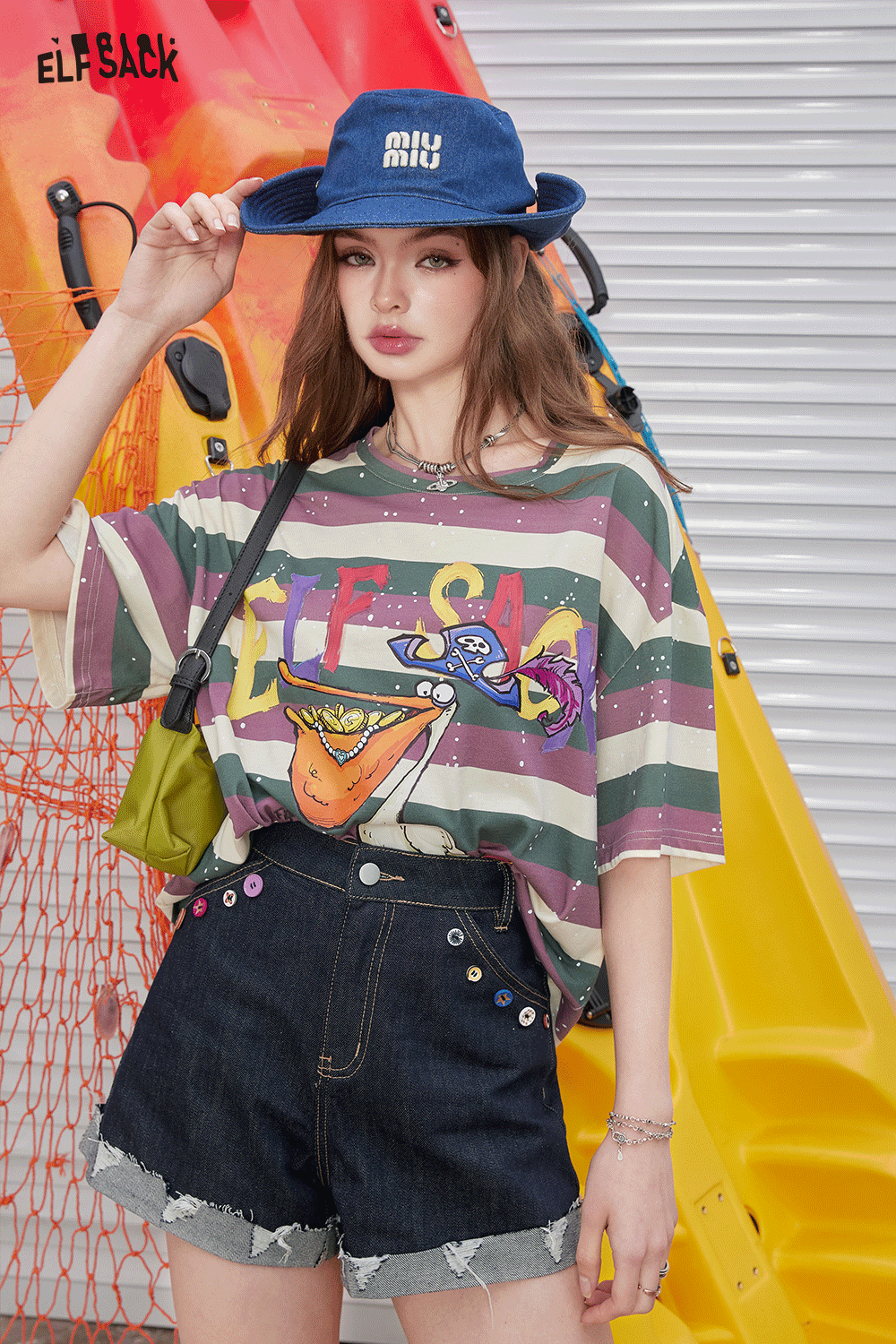 ELFSACK High waisted A-line washed denim jeans, women's colorful button down brushed shorts