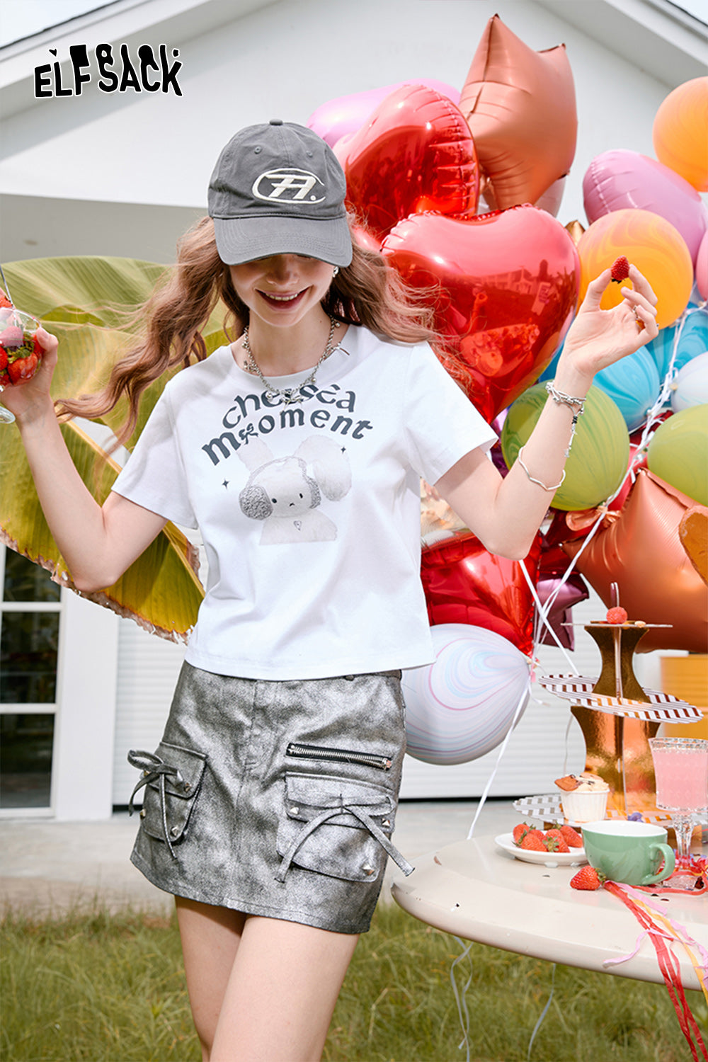 ELFSACK Spicy girl high waisted silver half skirt with female design sense, hip hugging short skirt