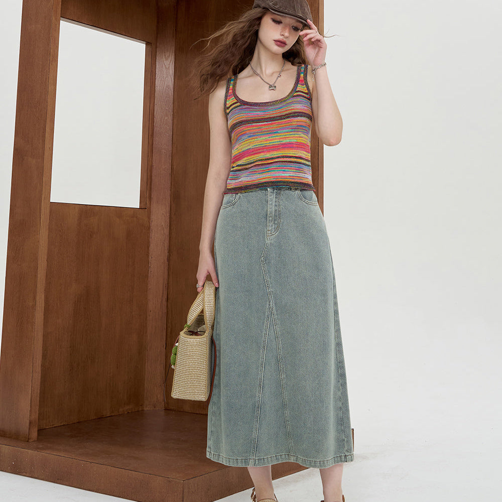 
                  
                    ELFSACK 2024 Summer New Arrivals Colorful striped retro vest with camisole, women's unique top
                  
                